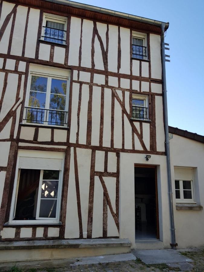 F4 Dans Maison Au Calme Pres Du Centre De Chalons En Champagne Εξωτερικό φωτογραφία
