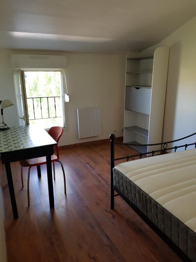 F4 Dans Maison Au Calme Pres Du Centre De Chalons En Champagne Εξωτερικό φωτογραφία